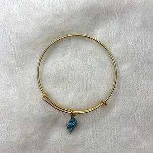 Blue shell charm bangle bracelet